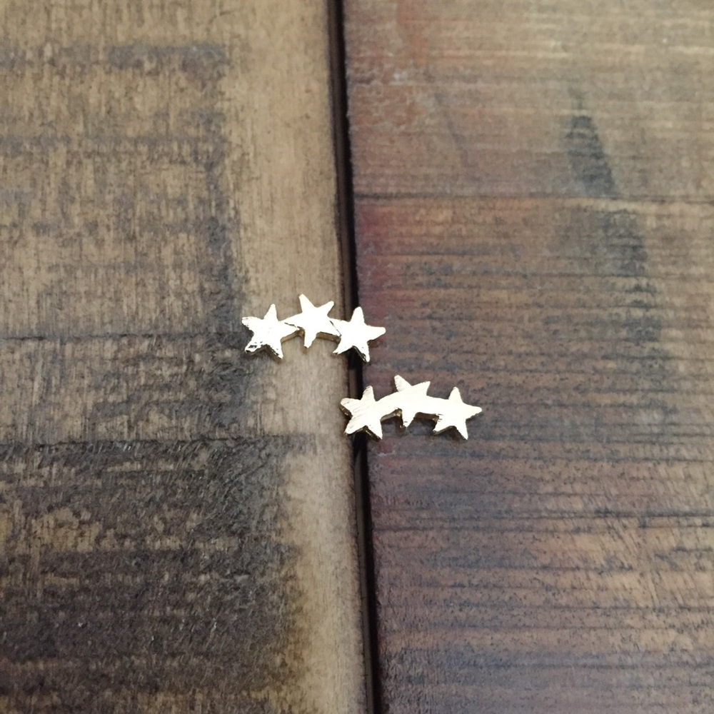 ❗️LAST❗️Star Stud Earrings - Picture 2 of 8